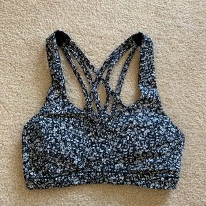 Lululemon Free To Be Bra size 2